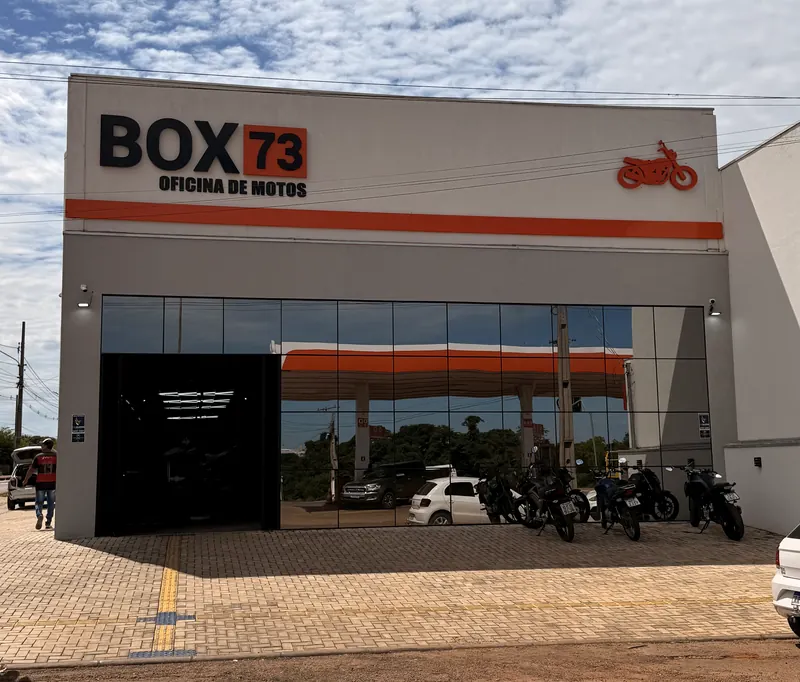Fachada da Box 73 na Rua Roma, Parque das Águas